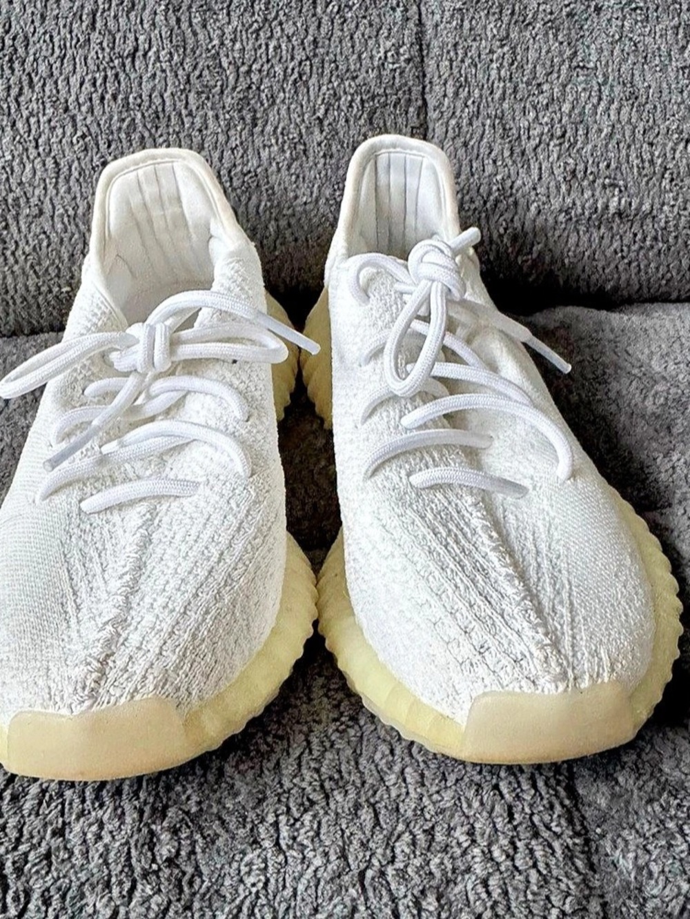 Yeez y Boost 350 V2 Boost Shoes US 7.5 Cream Good Condition Re Pro